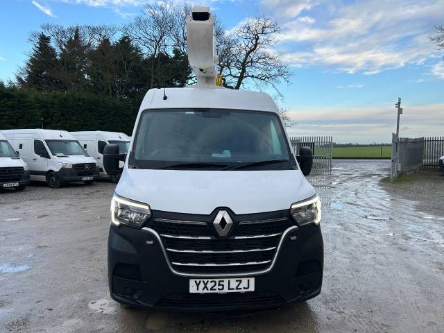 2025 Renault Trucks Uk Master 2.3 dCi 150 3T H2 Van Red Edition MEWP Cherry Picker