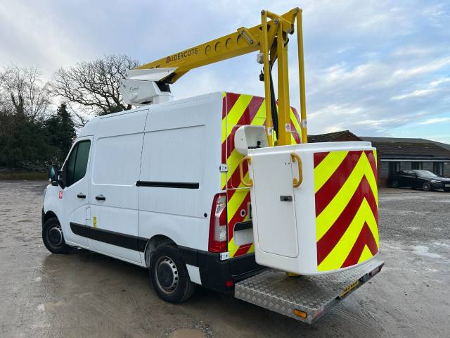 2025 Renault Trucks Uk Master 2.3 dCi 150 3T H2 Van Red Edition MEWP Cherry Picker