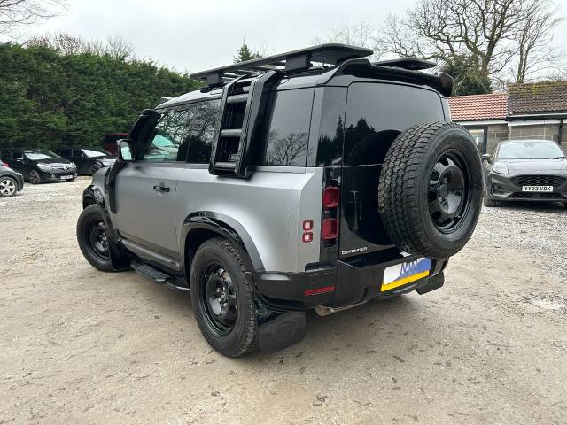 2022 Land Rover Defender 3.0 D250 Hard Top Auto