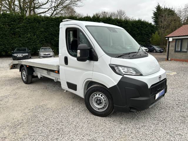 Toyota Proace Max 2.2 Icon 140ps Recovery Diesel white