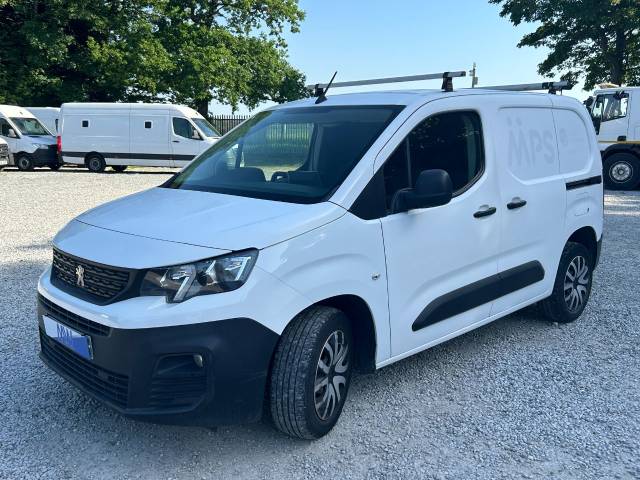 2020 Peugeot Partner 1000 1.5 BlueHDi 100 Professional Van