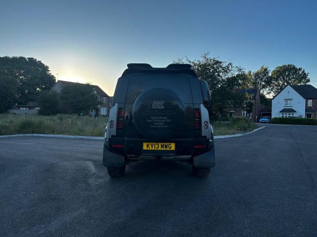 2022 Land Rover Defender 3.0 D250 Hard Top Auto